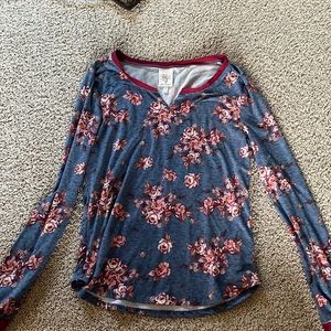 long sleeve factory made v neck